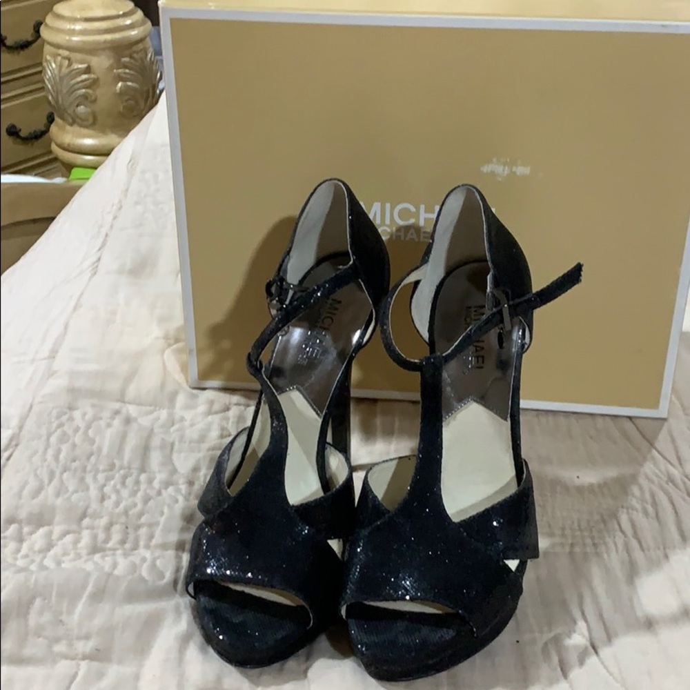 MK heels
